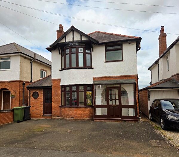 3 Bedroom Detached House To Rent In James Road, Kidderminster, Worcestershire, DY10