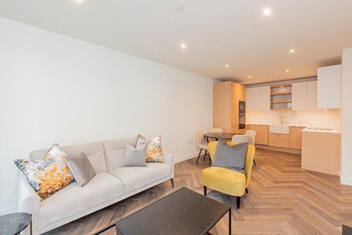 2 Bedroom Apartment To Rent In The Silkstream, West Hendon, NW9