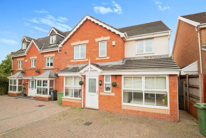 4 Bedroom Detached House To Rent In Milestone Close, Birchgrove, Cardiff, CF14