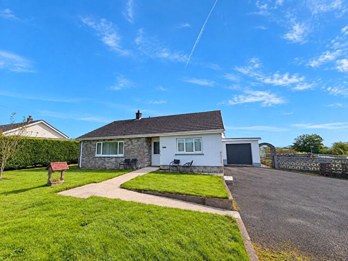 3 Bedroom Detached Bungalow For Sale In Maesymeillion, Llandysul, SA44