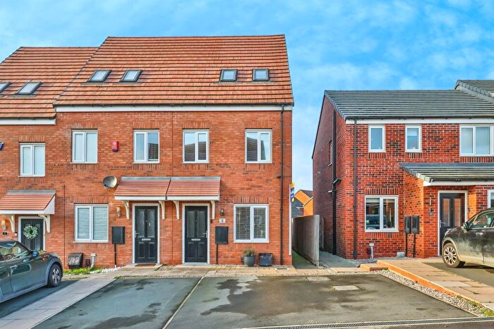 3 Bedroom Town House For Sale In Slater Way, Ilkeston, DE7