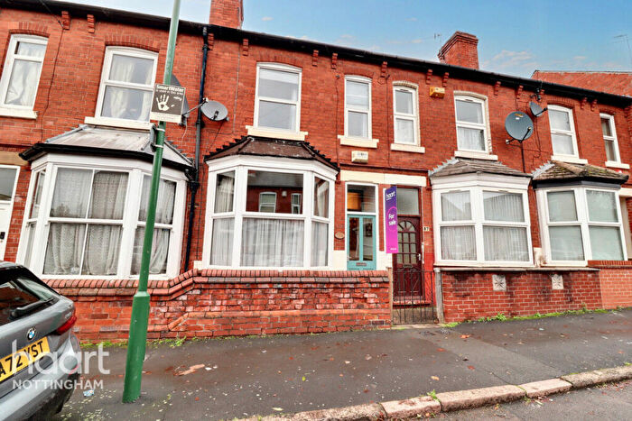 2 Bedroom Terraced House For Sale In Beaconsfield Street, Nottingham, NG7