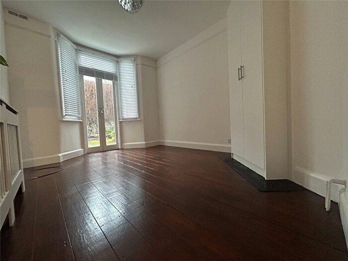 2 Bedroom Flat To Rent In Haberdasher Street, London, N1