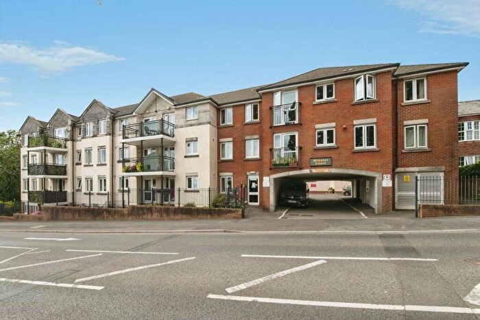 1 Bedroom Retirement Property For Sale In West Street, Axminster, EX13