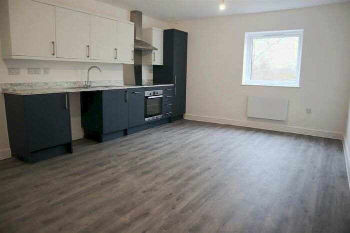 1 Bedroom Flat To Rent In High Street, Nailsea, Bristol, BS48