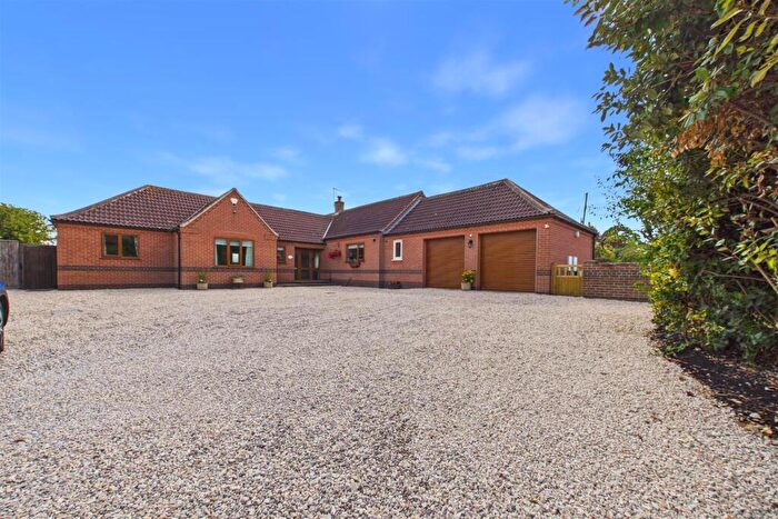4 Bedroom Detached Bungalow For Sale In Mill Road, Elston, Newark, NG23