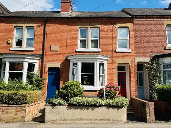 3 Bedroom Terraced House For Sale In Station Road, Southwell, NG25