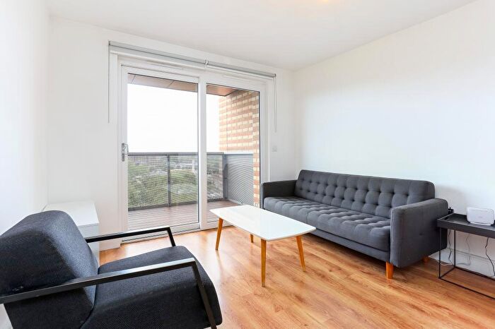 2 Bedroom Apartment To Rent In Abbeville Apartments, Barking Barking, IG11