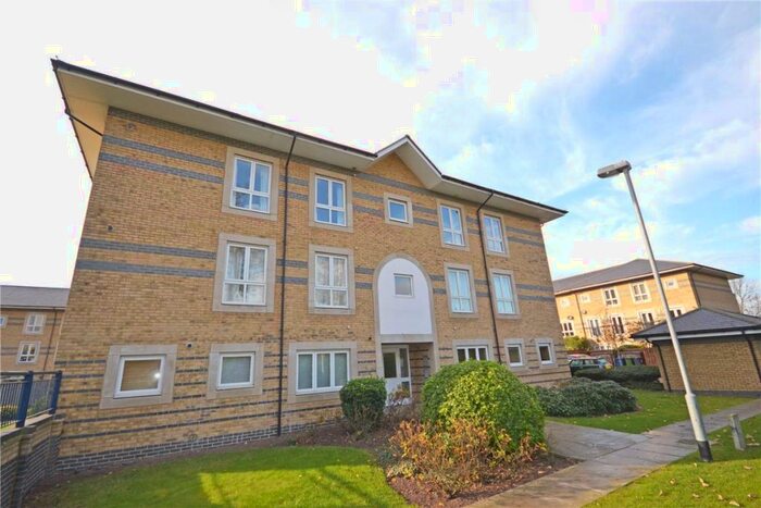 1 Bedroom Apartment To Rent In Longworth Avenue, Chesterton, Cambridge, CB4