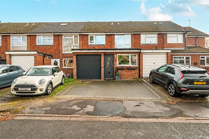 3 Bedroom Terraced House For Sale In Courtfield Drive, Maidenhead, SL6
