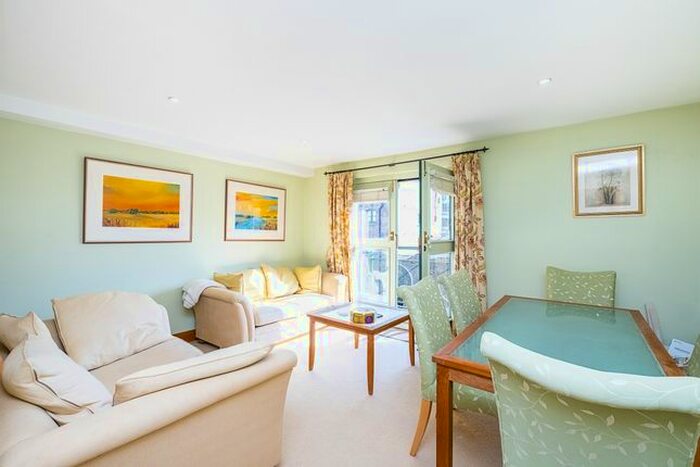 1 Bedroom Flat To Rent In Shad Thames, London, SE1