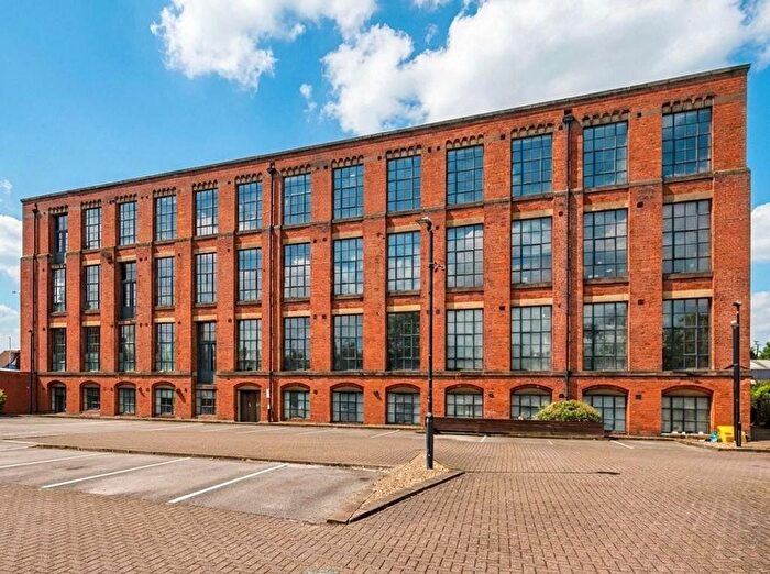 2 Bedroom Flat For Sale In Morley Street, Daybrook, Nottingham, Nottinghamshire, NG5