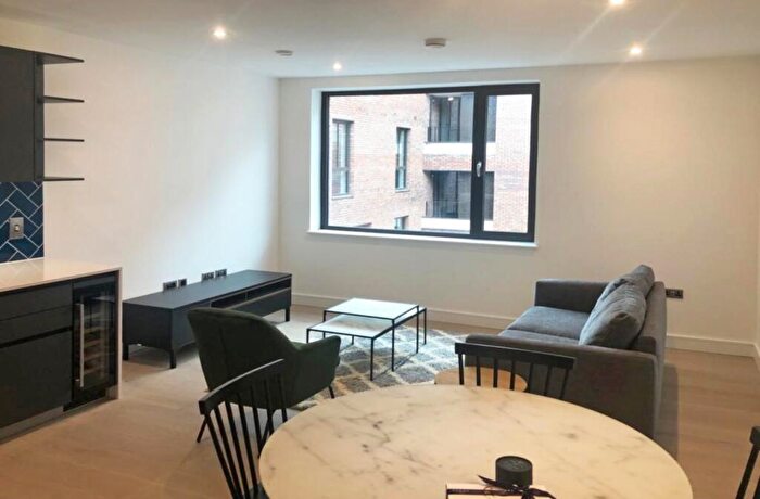 2 Bedroom Flat To Rent In Gorsuch Place, Hoxton, London, E2