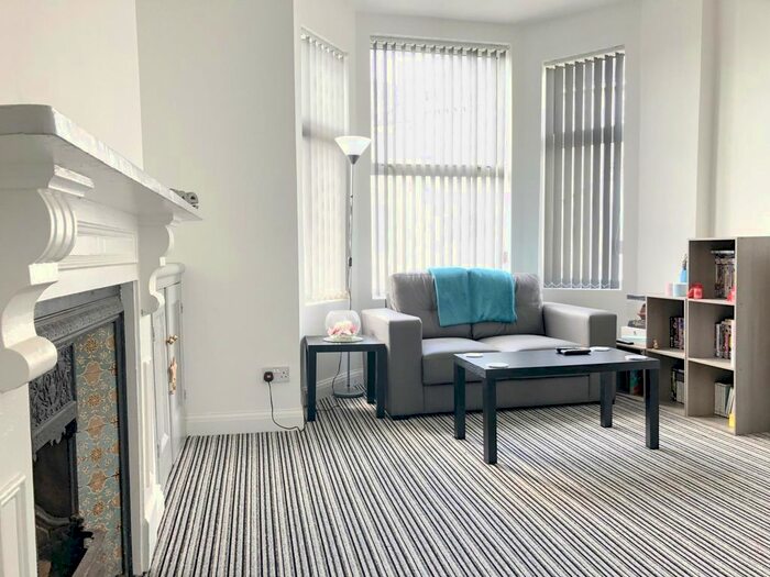 1 Bedroom Flat To Rent In Flat, Radford Road, Plymouth, PL1