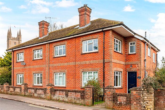 3 Bedroom Semi Detached House For Sale In Pewsey Road, Marlborough, Wiltshire, SN8