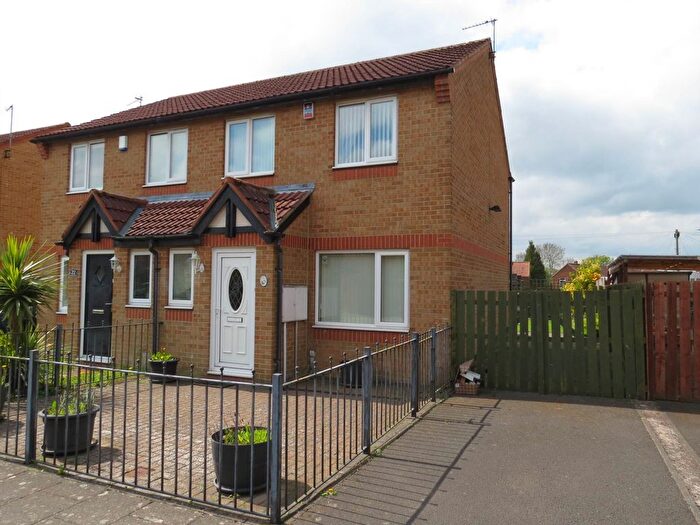 3 Bedroom Semi-Detached House To Rent In Herrick Street, Newbiggin Hall, NE5