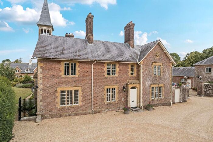2 Bedroom Retirement Property For Sale In Walpole Court, Puddletown, Dorchester, DT2