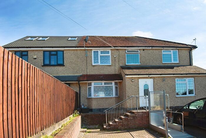 3 Bedroom Semi Detached House For Sale In Hatters Lane, High Wycombe, HP13