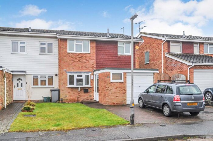 3 Bedroom End Of Terrace House To Rent In Osea Way, Chelmsford, CM1