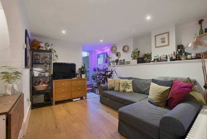 1 Bedroom Flat To Rent In Holmdale Road, London, NW6