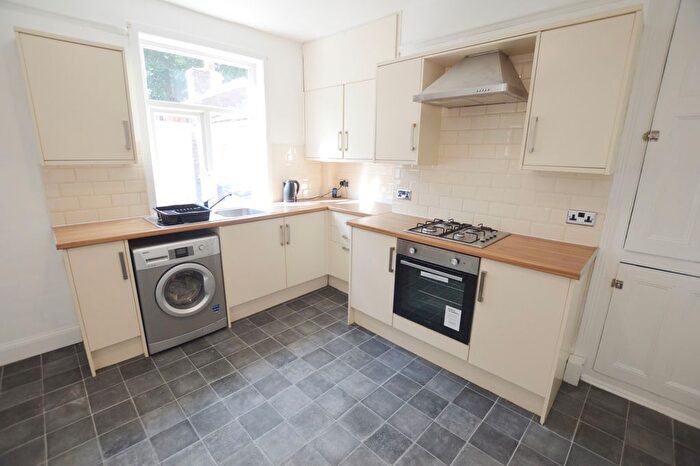 3 Bedroom Terraced House To Rent In Dovercourt Road, Sheffield, S2