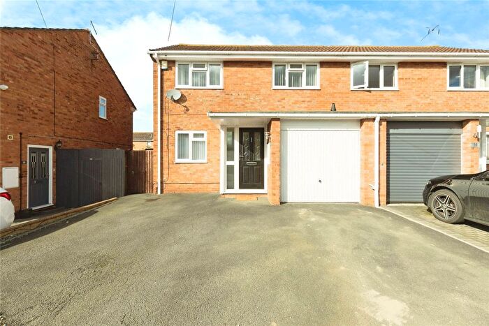 3 Bedroom Semi-Detached House For Sale In Berry Lawn, Abbeydale, Gloucester, Gloucestershire, GL4