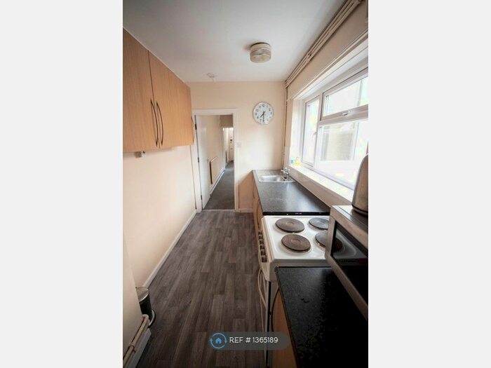 2 Bedroom Terraced House To Rent In Greengates Street, Stoke-On-Trent, ST6