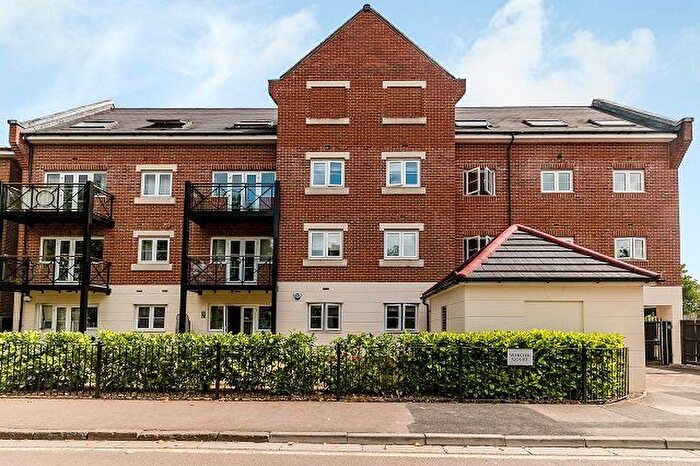 2 Bedroom Flat To Rent In Wharf Lane, Rickmansworth, WD3
