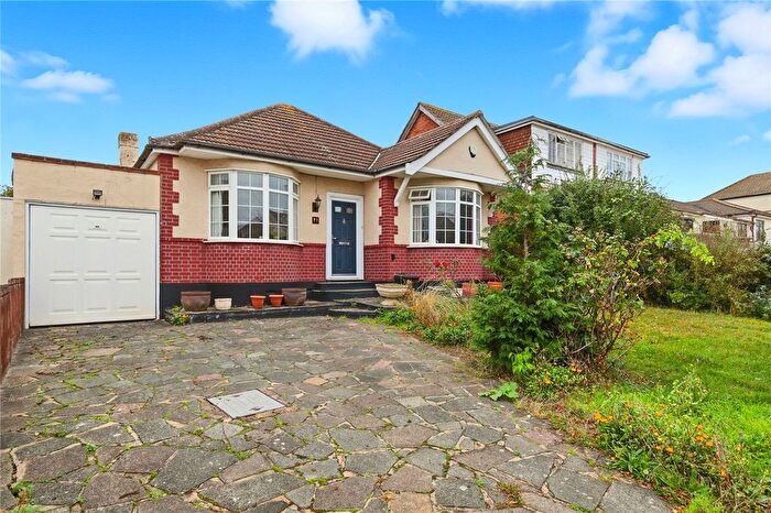 2 Bedroom Bungalow For Sale In Moor Lane, Upminster, RM14