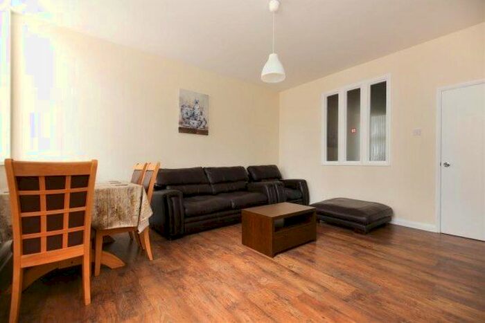 4 Bedroom Flat To Rent In North Bridge Street, ., SR5