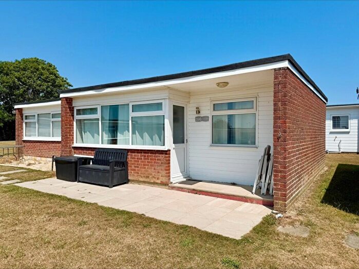 2 Bedroom Chalet For Sale In California Road, California, NR29