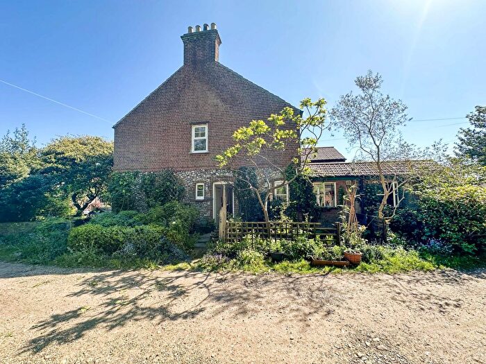 2 Bedroom End Of Terrace House For Sale In The Hurn, West Runton, NR27