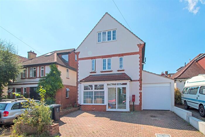 5 Bedroom Detached House To Rent In Tivoli Road, Brighton, BN1
