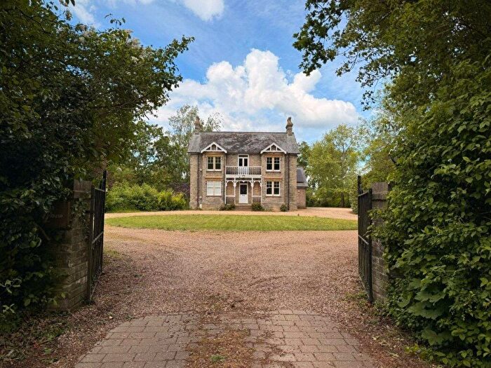 8 Bedroom Detached House For Sale In Old London Road, Copdock, Ipswich, Suffolk, IP8