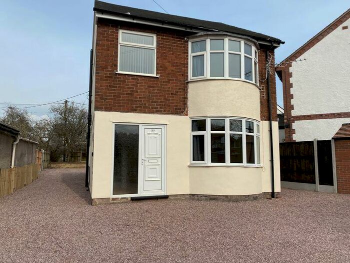 3 Bedroom Detached House To Rent In Uttoxeter Road, Stoke-On-Trent, ST11