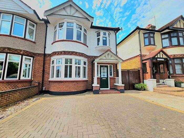 3 Bedroom Semi-Detached House To Rent In Mashiters Walk, Romford, Essex, RM1