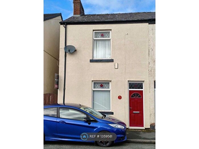 2 Bedroom Semi-Detached House To Rent In Hutton Road, Skelmersdale, WN8