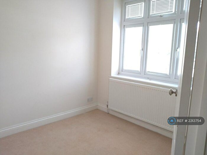 2 Bedroom Bungalow To Rent In Seaforth Gardens, Epsom, KT19