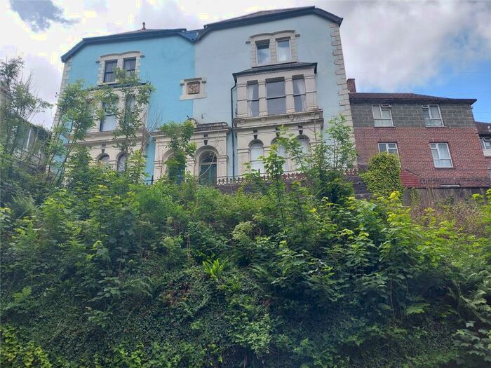 1 Bedroom Flat To Rent In The Walk, Launceston, PL15