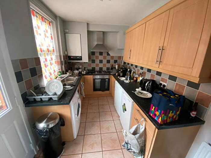 3 Bedroom House Of Multiple Occupation To Rent In Rosebery Street, Loughborough - Inc Bills Option, LE11