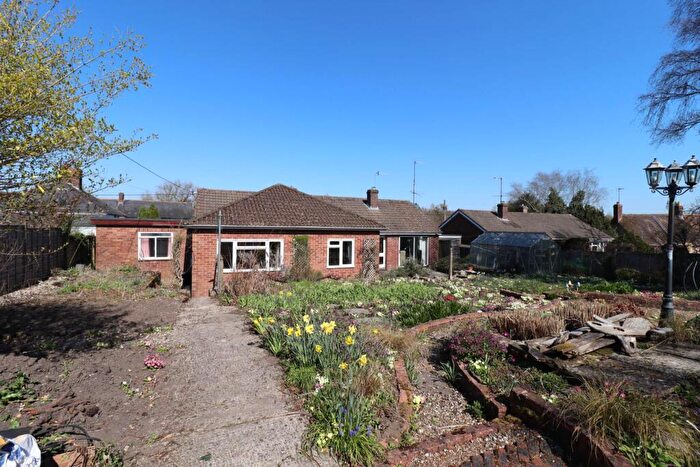 4 Bedroom Detached Bungalow For Sale In High Street, Manton, Marlborough, SN8