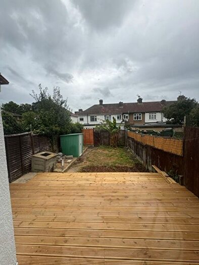 3 Bedroom Terraced House To Rent In Holmesdale Road, South Norwood, SE25