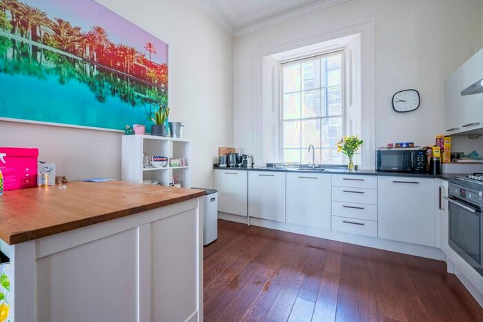 3 Bedroom Maisonette To Rent In St Georges Drive, Pimlico, London, SW1V