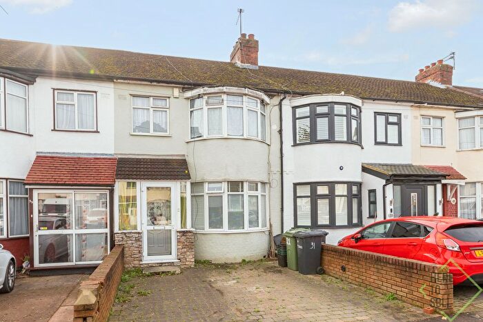 4 Bedroom Terraced House To Rent In Seaforth Drive, Waltham Cross, Hertfordshire, EN8