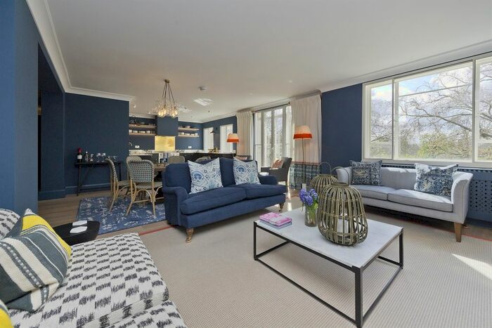 3 Bedroom Flat To Rent In Bayswater Road, London, W2