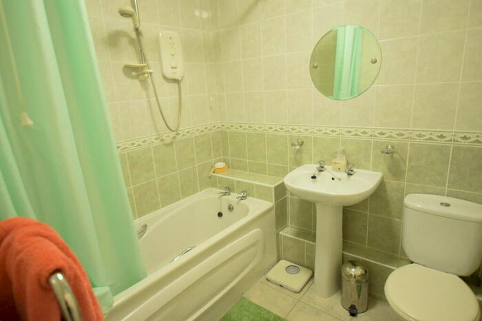 2 Bedroom Apartment To Rent In Marchwood, Manor Road, Bournemouth, BH1