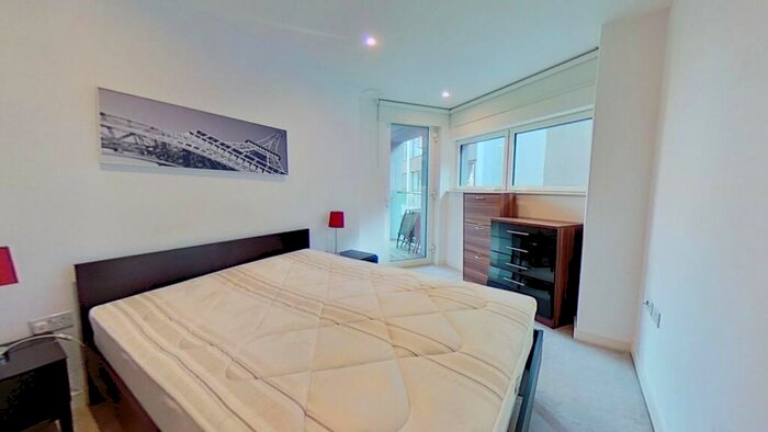 1 Bedroom Apartment For Sale In Rossetti Apartments, Saffron Central Square, Croydon, CR0