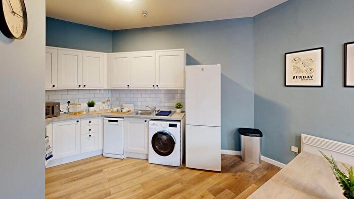 5 Bedroom Flat To Rent In Clare Street, BS1