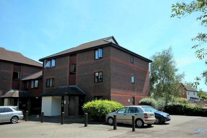 1 Bedroom Flat To Rent In Balliol Drive, Didcot, Oxfordshire, OX11