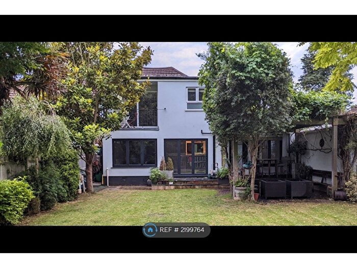 3 Bedroom Semi-Detached House To Rent In Summer Road, Thames Ditton, KT7